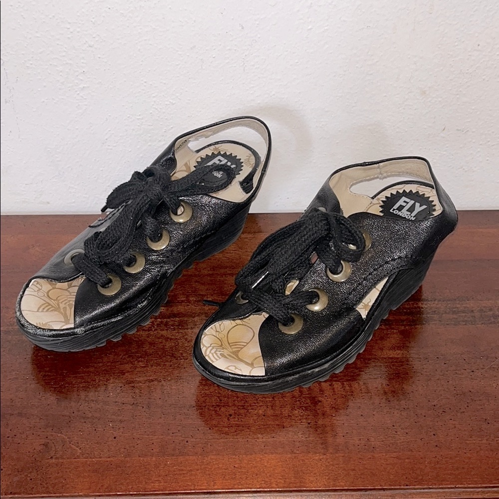 Fly London Yito Demani Black Lace-Up Wedge Sandals Size EU 37 US 7